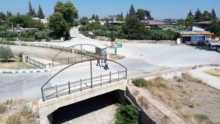 Reyhanlı Uzunkavak Mahallesi Resmen Kumlu’ya Bağlandı